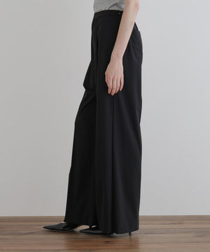 身長177ｃｍ　Ｂ８１　Ｗ５９　Ｈ８９ 着用サイズ：1