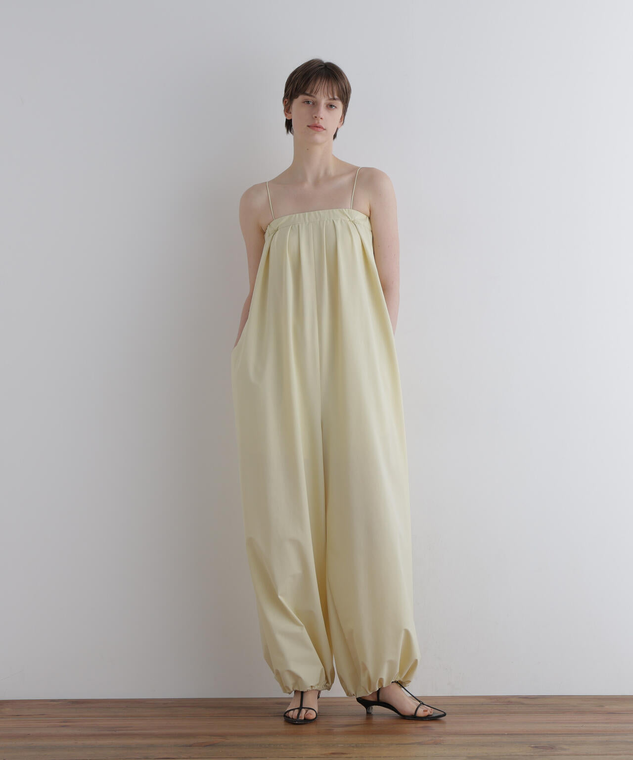 身長173ｃｍ　Ｂ81　Ｗ61　Ｈ89 着用サイズ：1