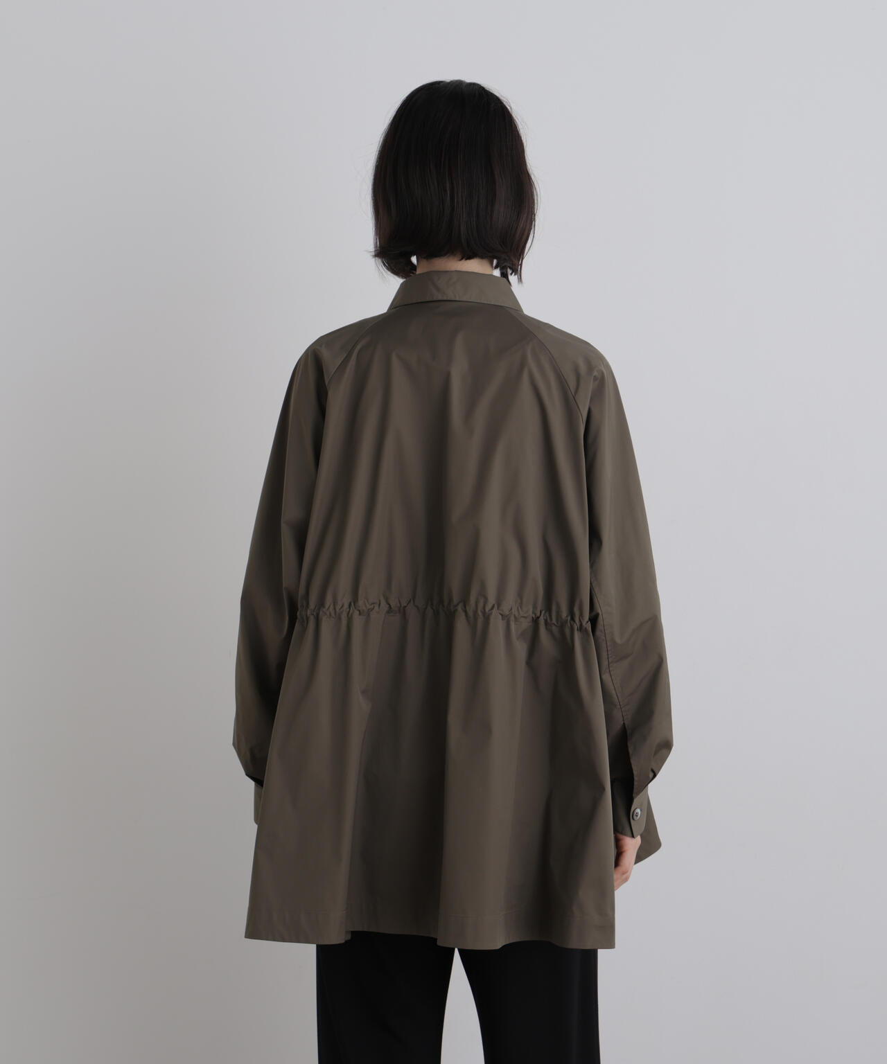 176cm B:81 W:60 H:89 着用サイズ：F