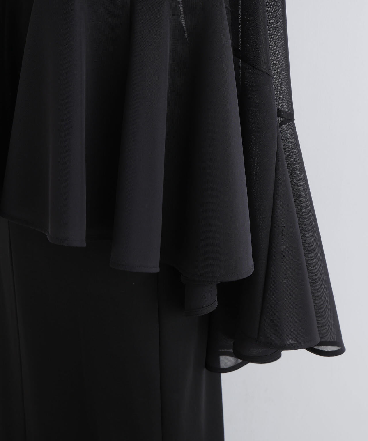 身長173ｃｍ　Ｂ81　Ｗ61　Ｈ89 着用サイズ：F
