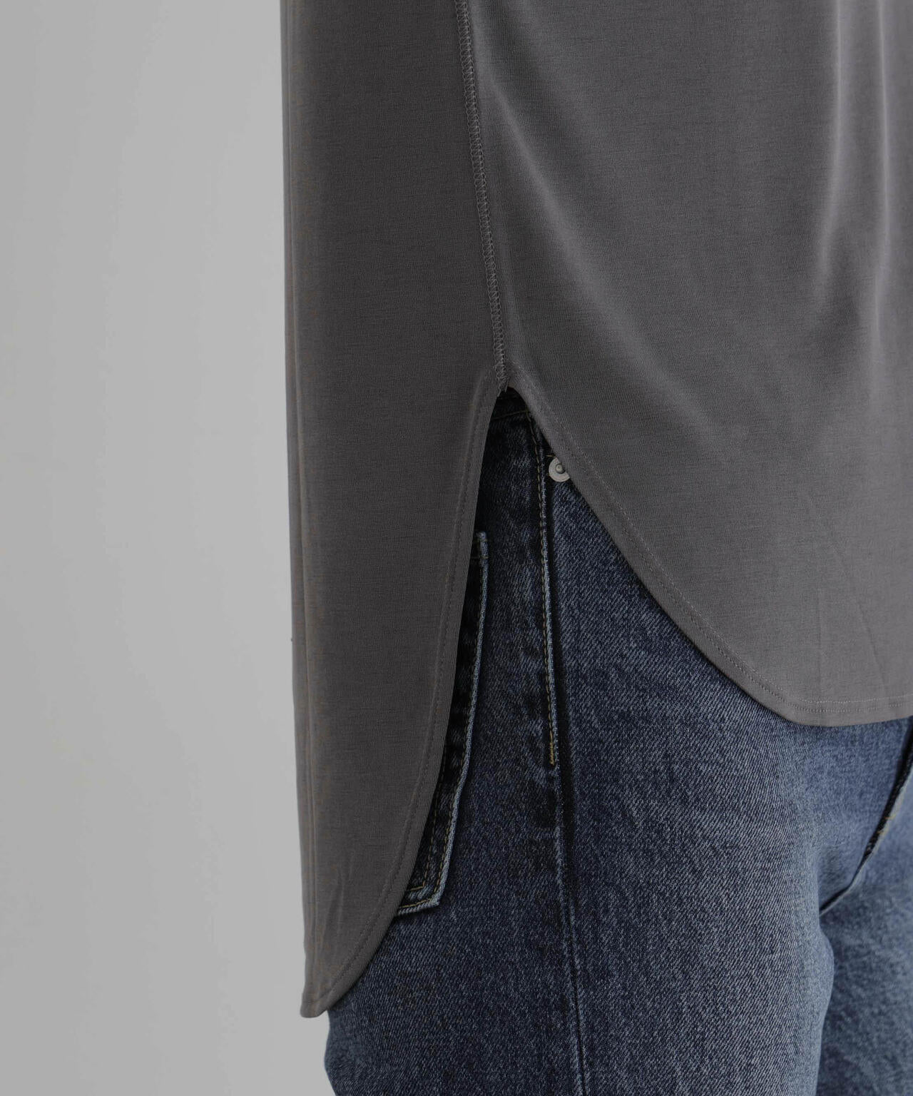 身長177ｃｍ　Ｂ８１　Ｗ５９　Ｈ８９ 着用サイズ：F