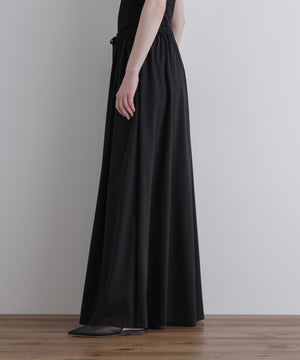 身長176cm B82 W60 H90 着用サイズ：1