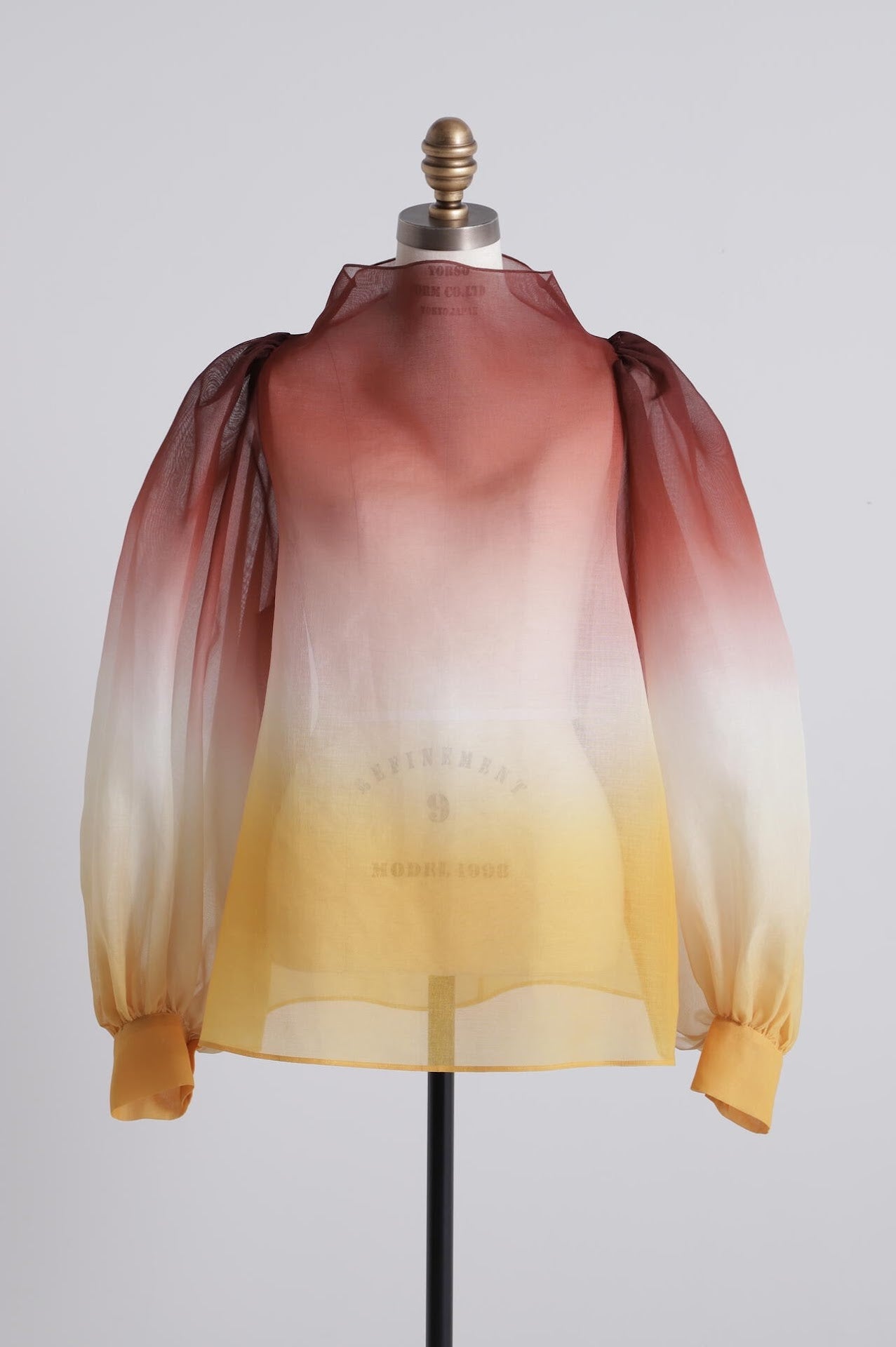 【TV着用】Bottleneck Volume Sleeve Blouse