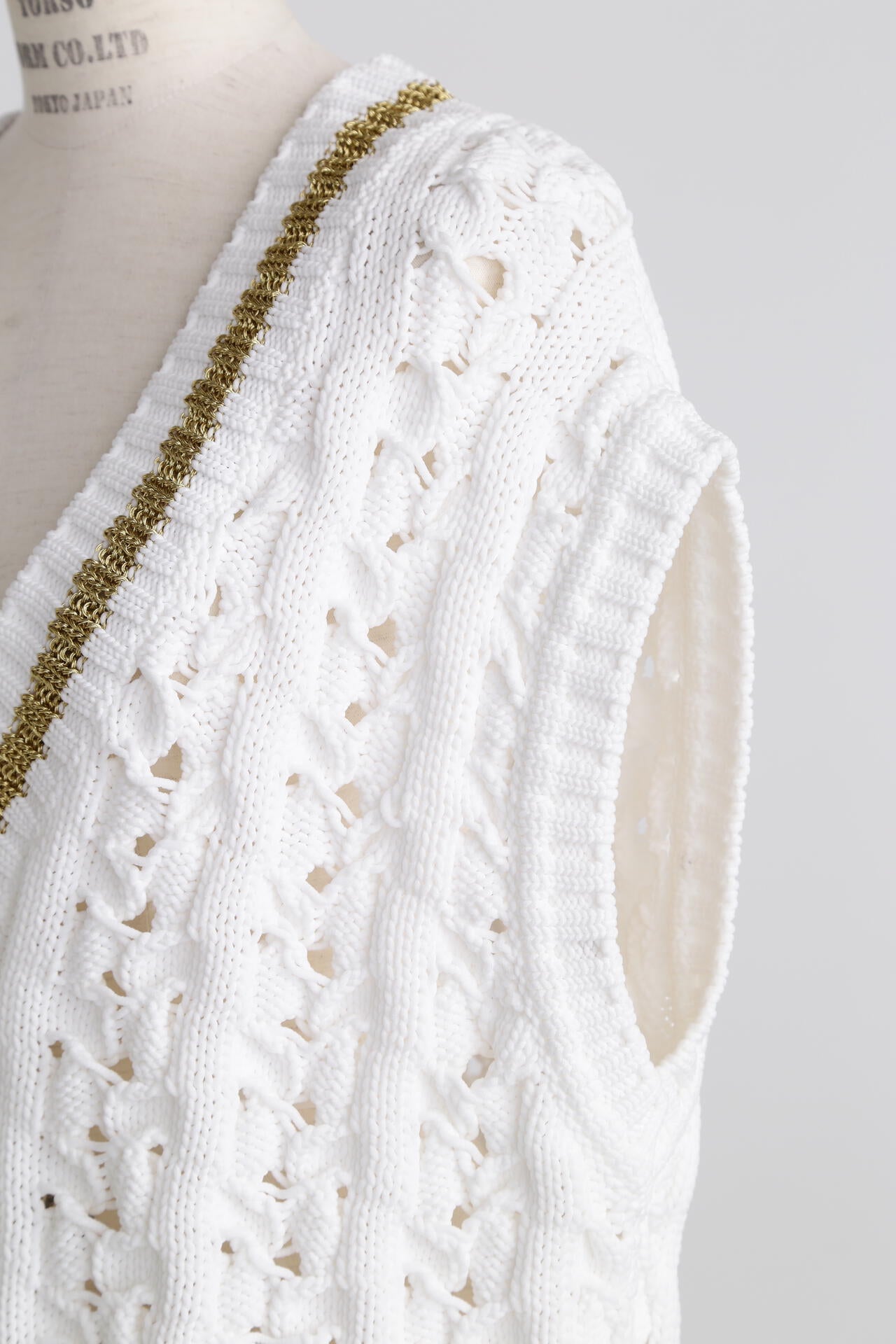 Bulky Tilden Knit Vest