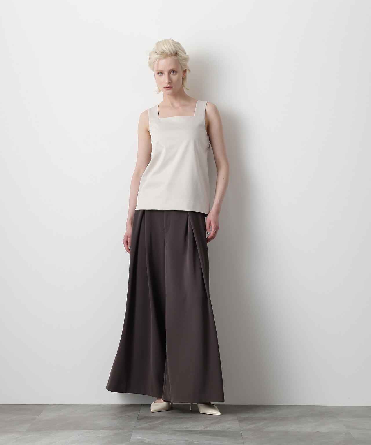 Straight Line Tank