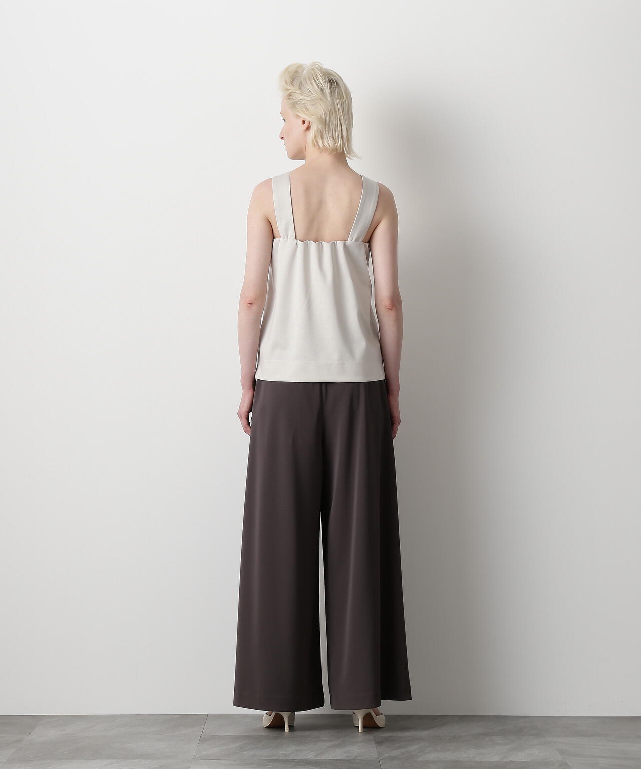 Straight Line Tank
