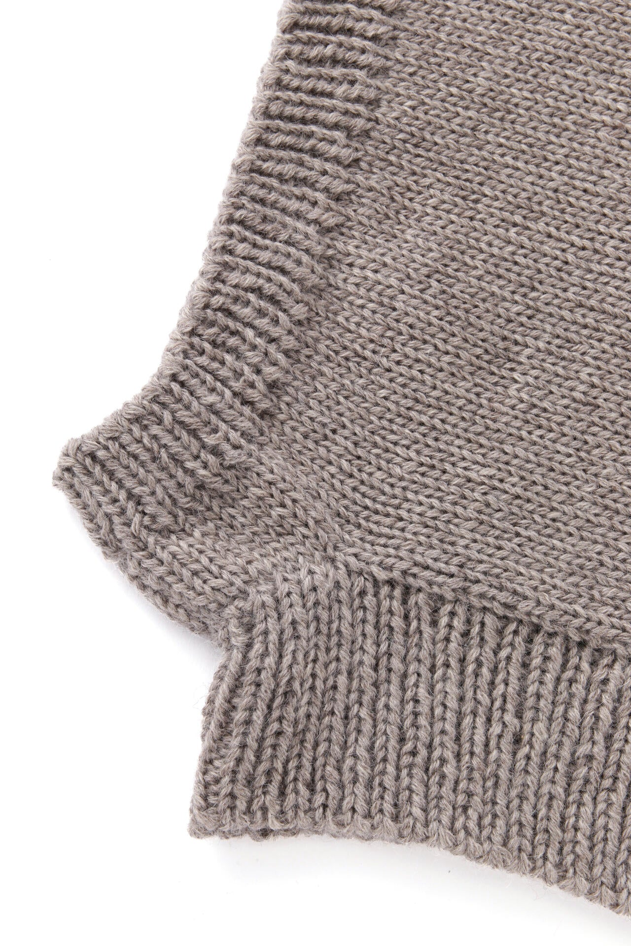 quitan / HAND KNITTED MASK