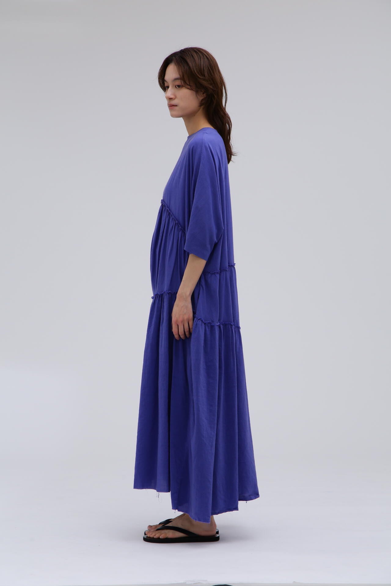 quitan / KHADI COTTON SILK SQUEESED TIRED DRESS