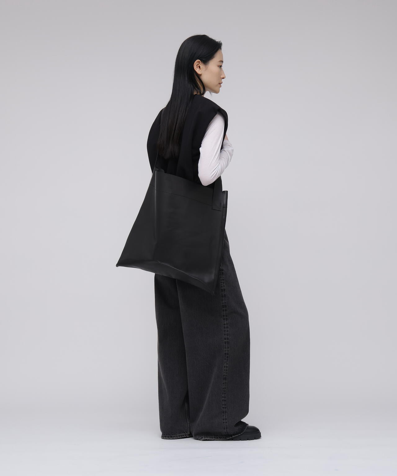 quitan / OVAL TOTE