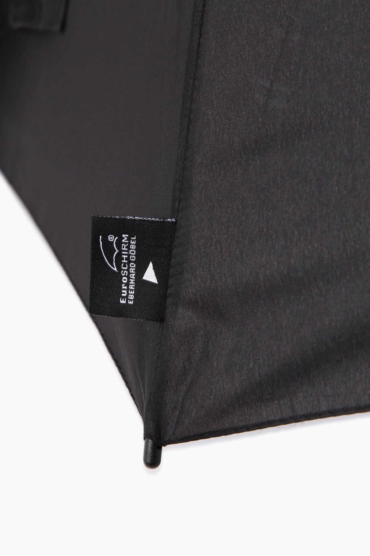 EuroSCHIRM × and wander  umbrella