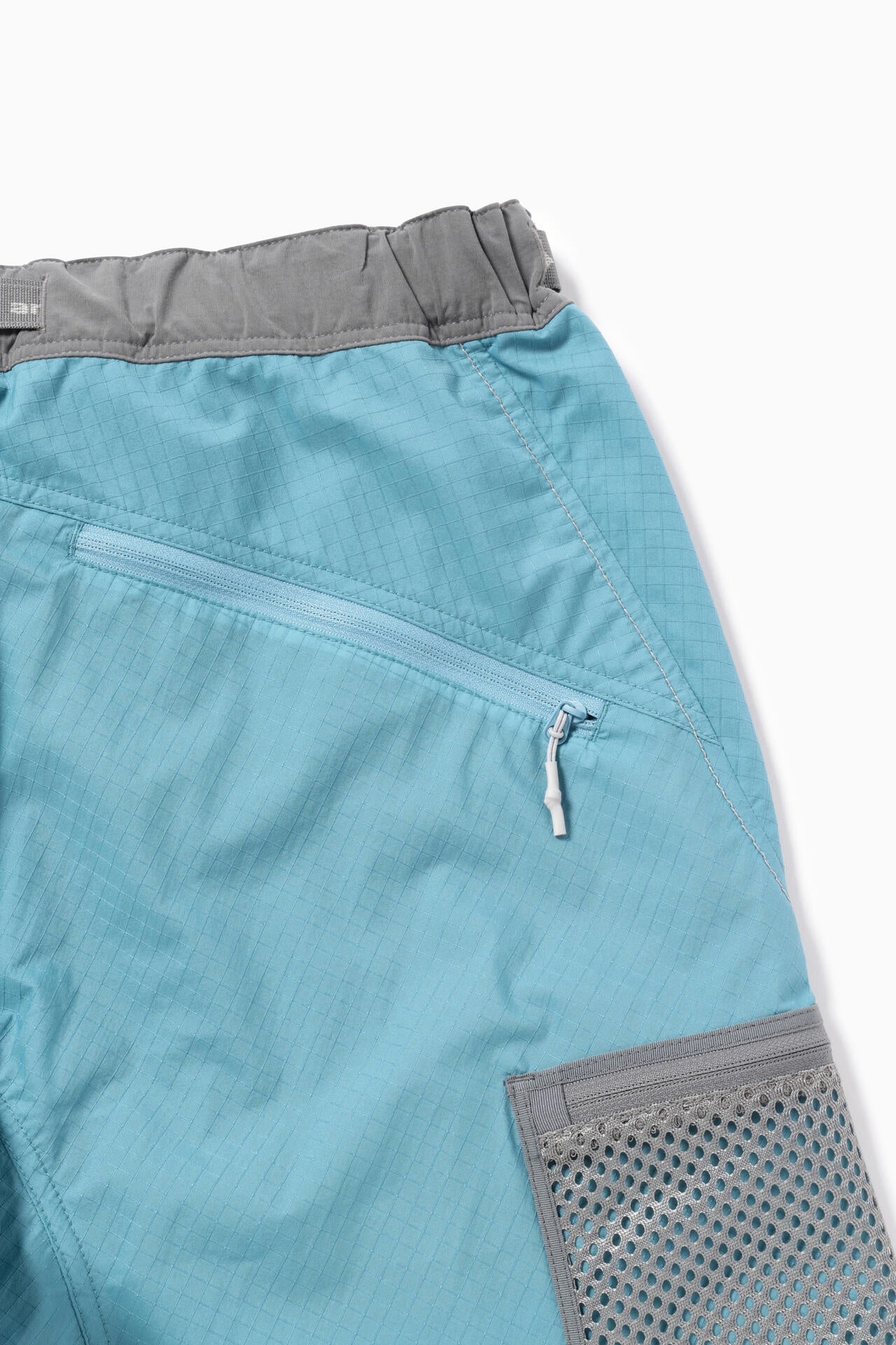 breath rip short pants