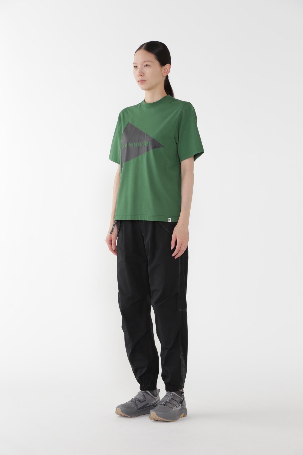 and wander big logo SS T