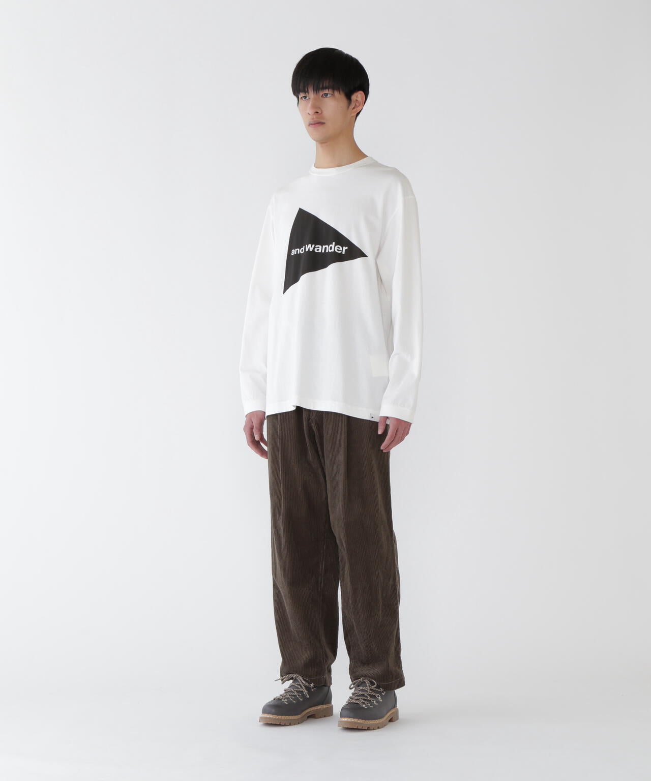 and wander logo LS T