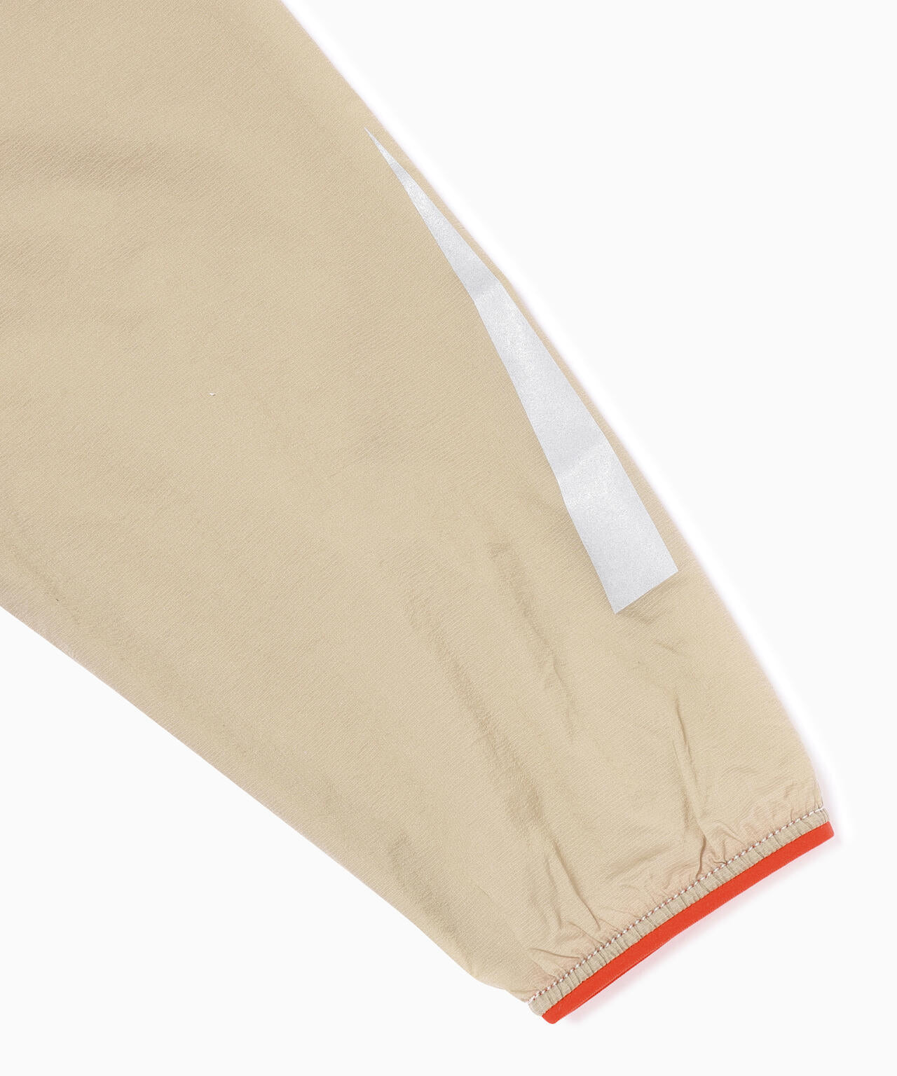 Altra × and wander  ventilation wind jacket