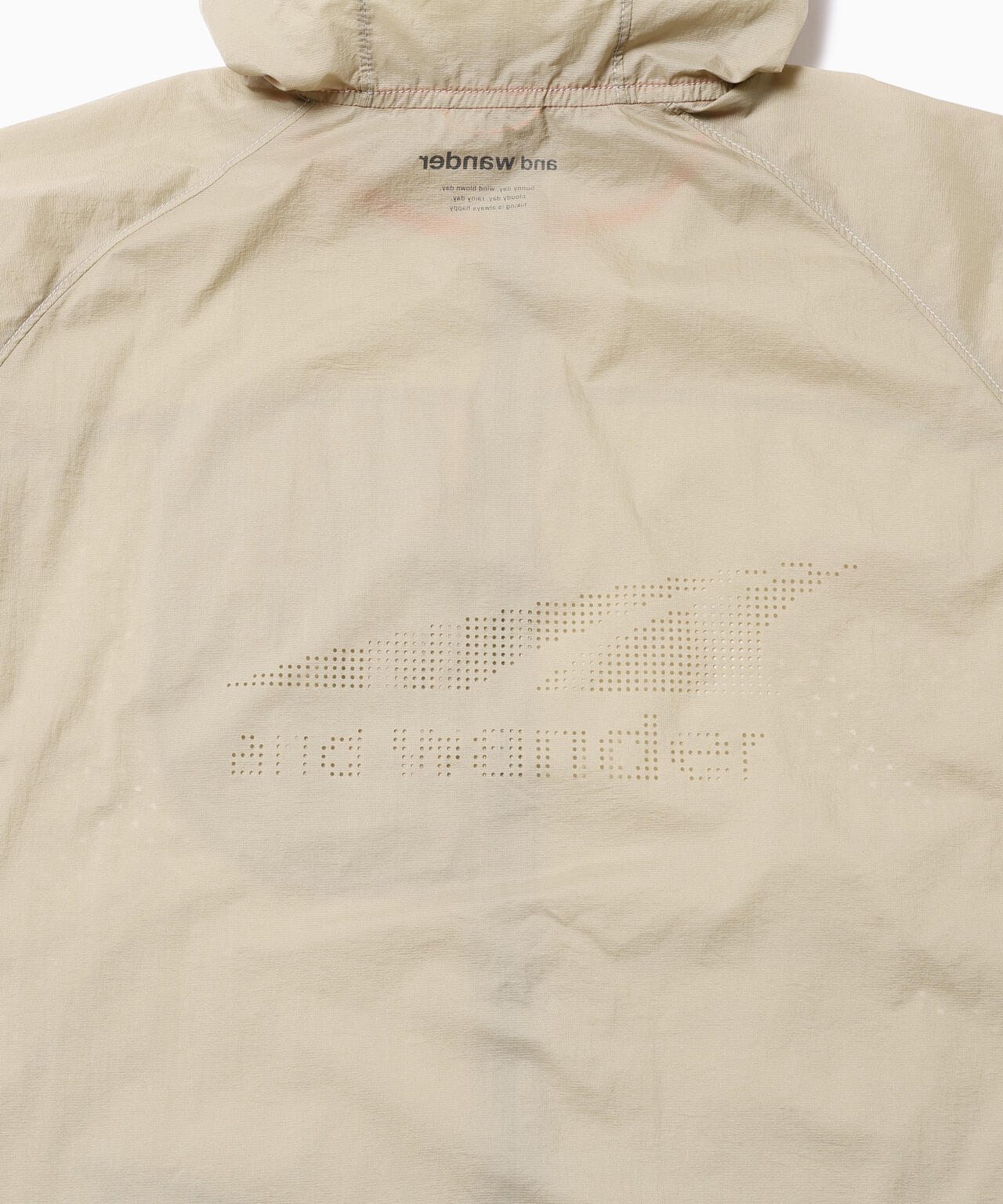 Altra × and wander  ventilation wind jacket