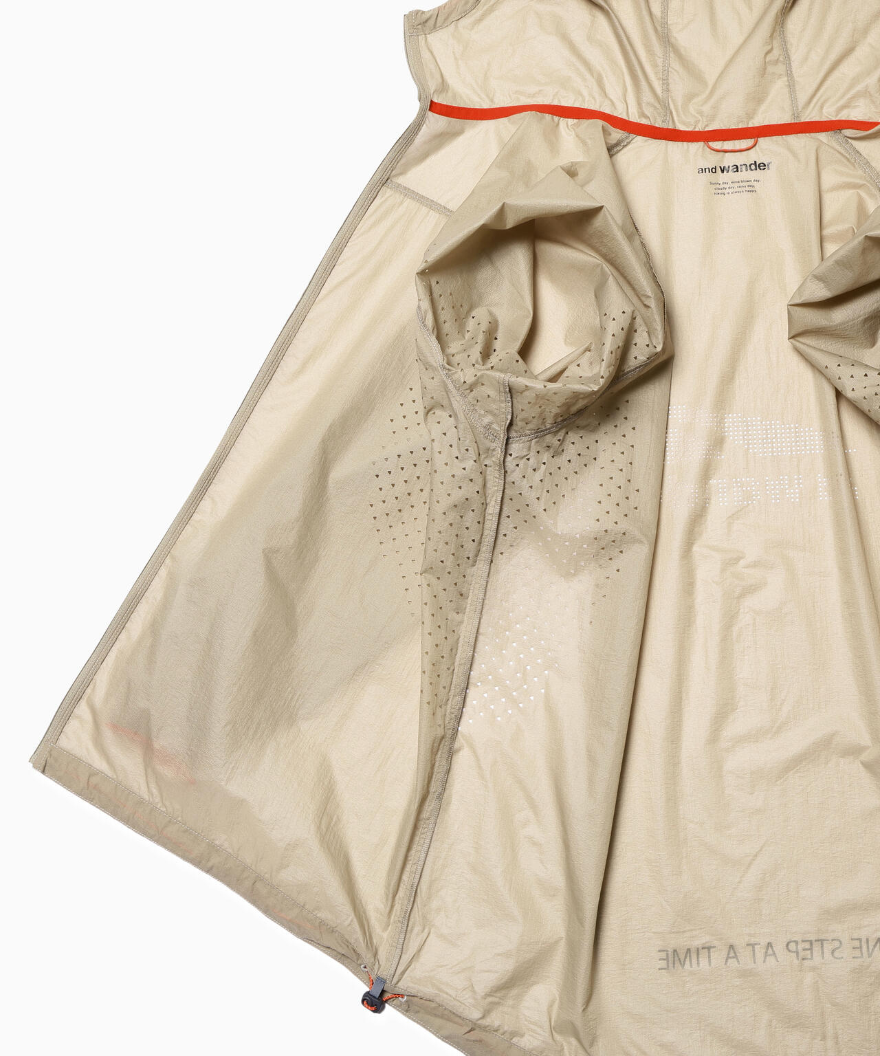 Altra × and wander  ventilation wind jacket