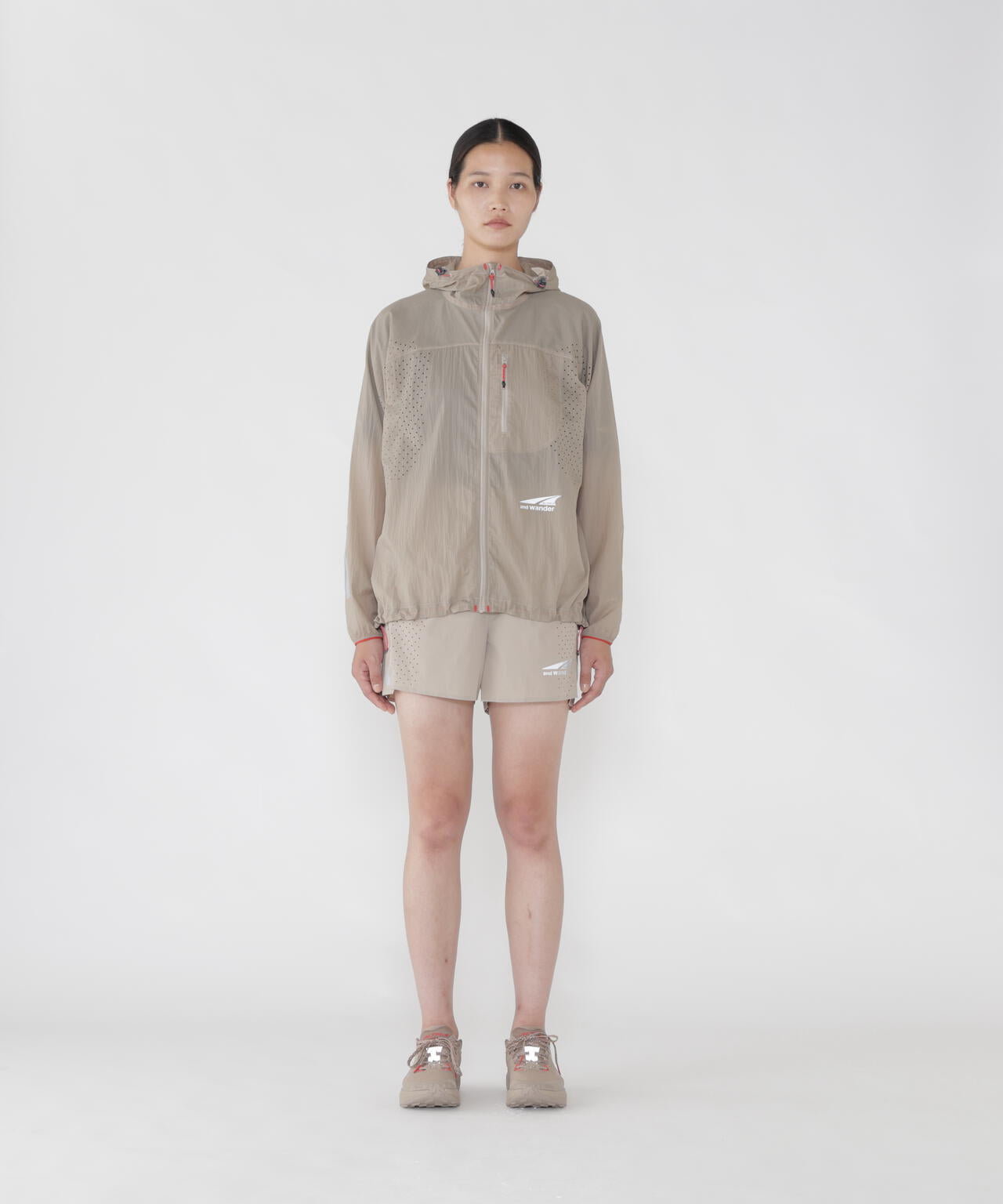 Altra × and wander  ventilation wind jacket
