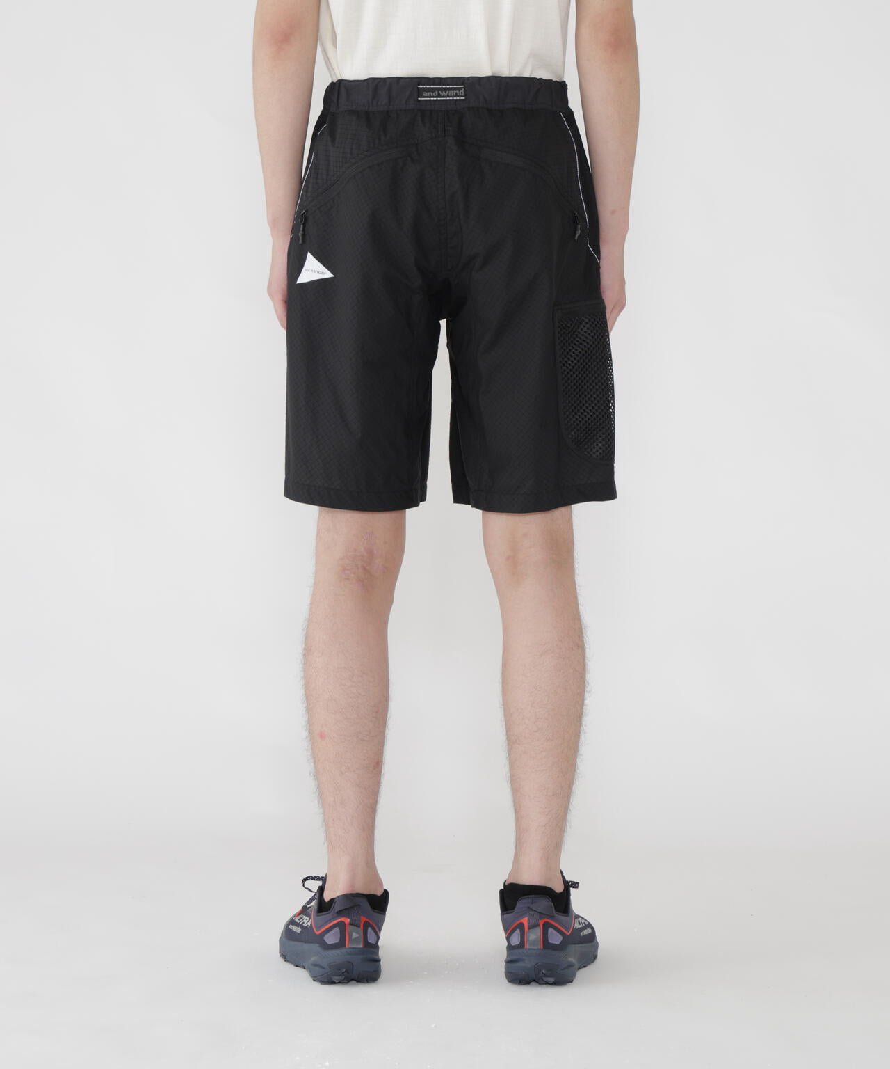 breath rip short pants