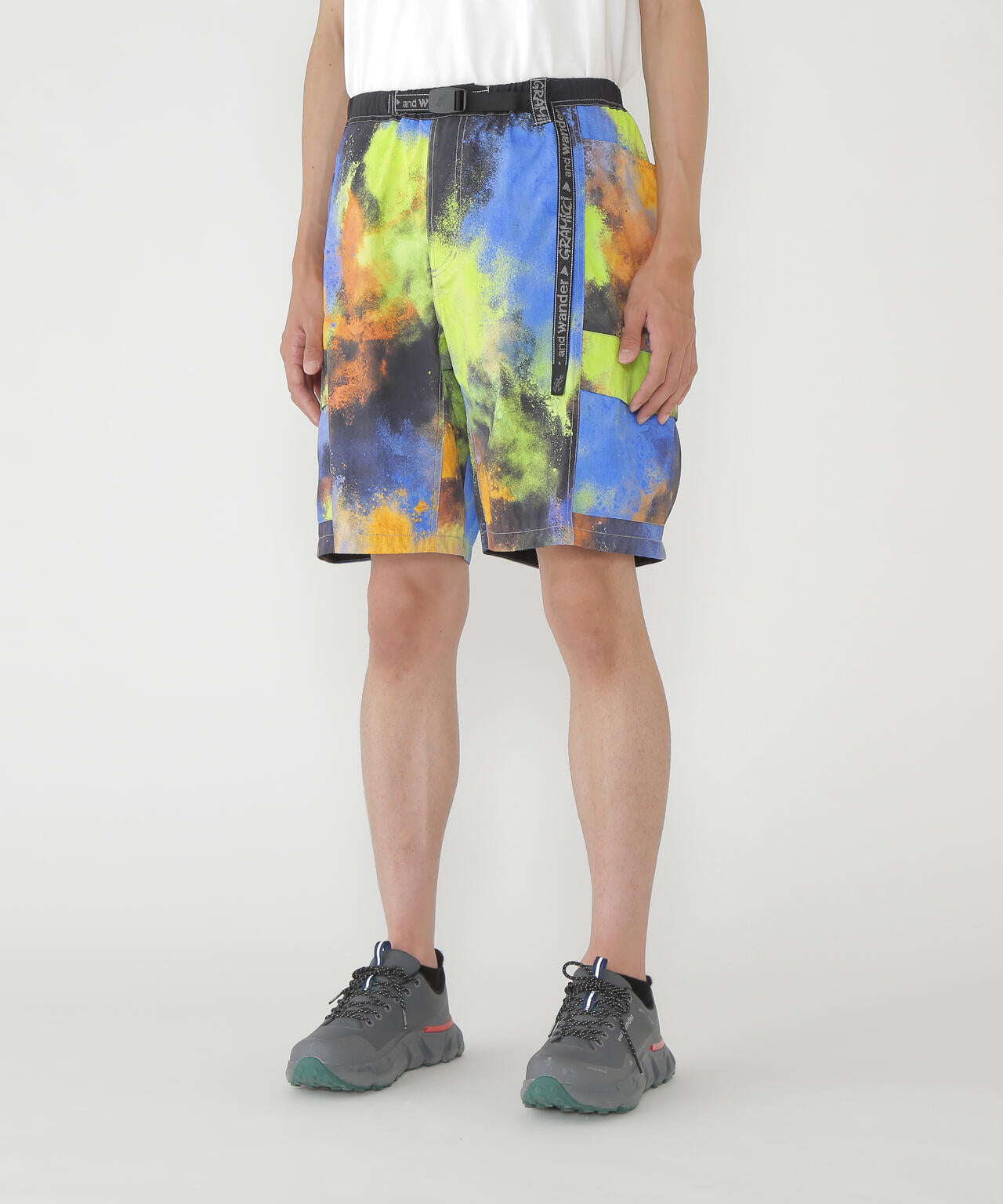Gramicci × and wander  brushed nylon short pants