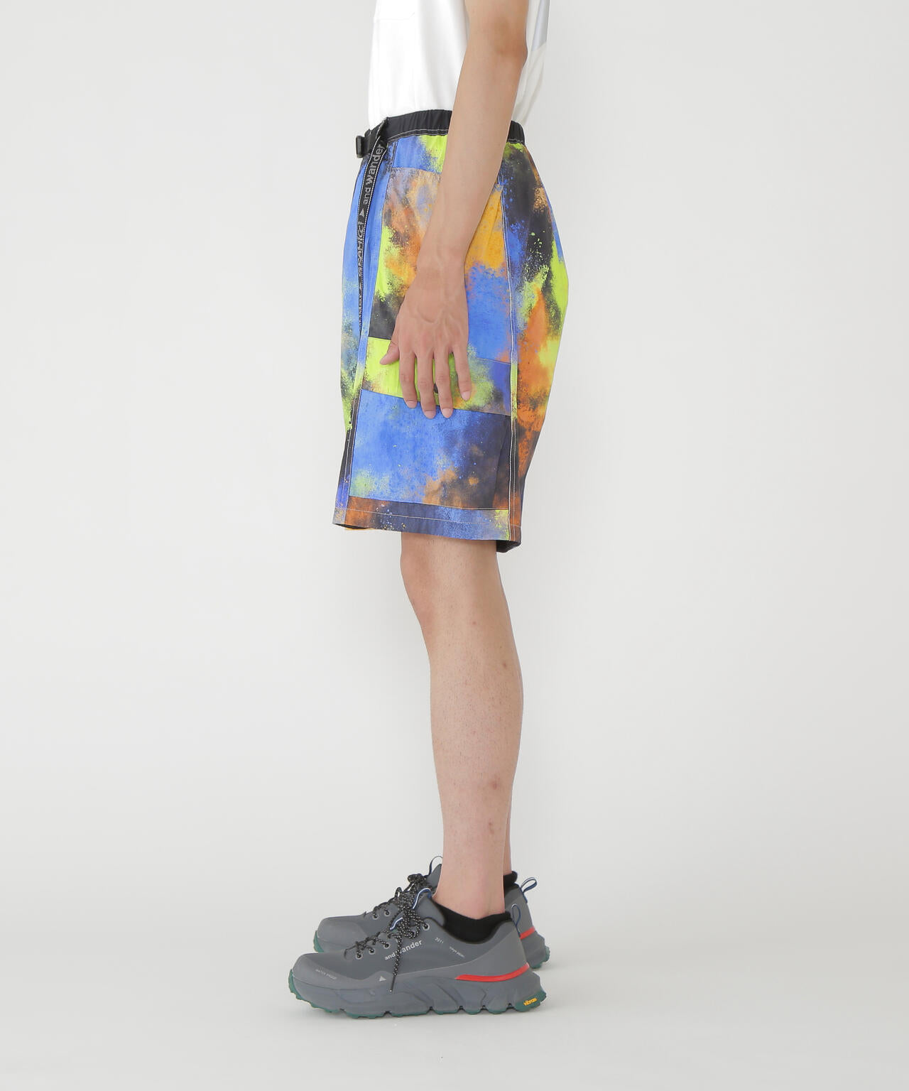 Gramicci × and wander  brushed nylon short pants