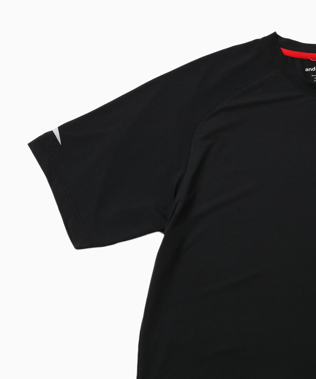 Altra × and wander  SS T