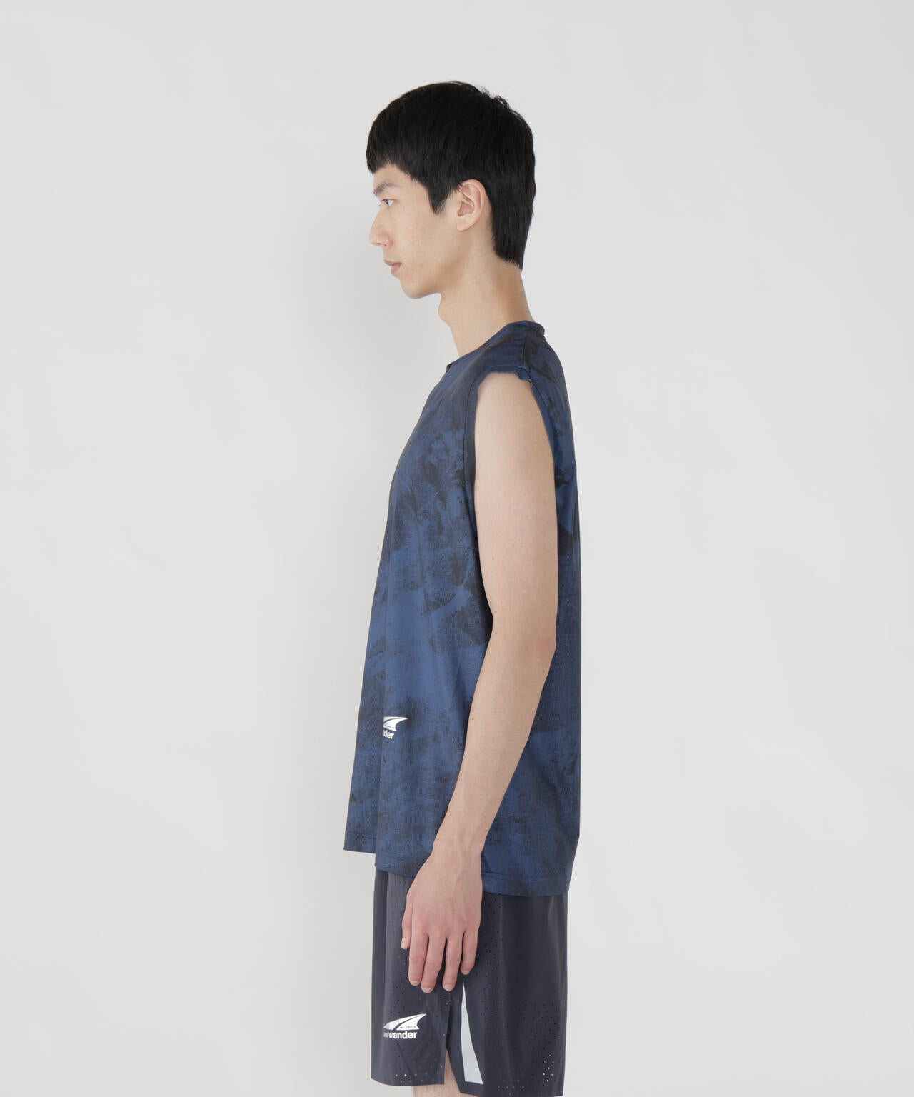 Altra × and wander  graphic tank top
