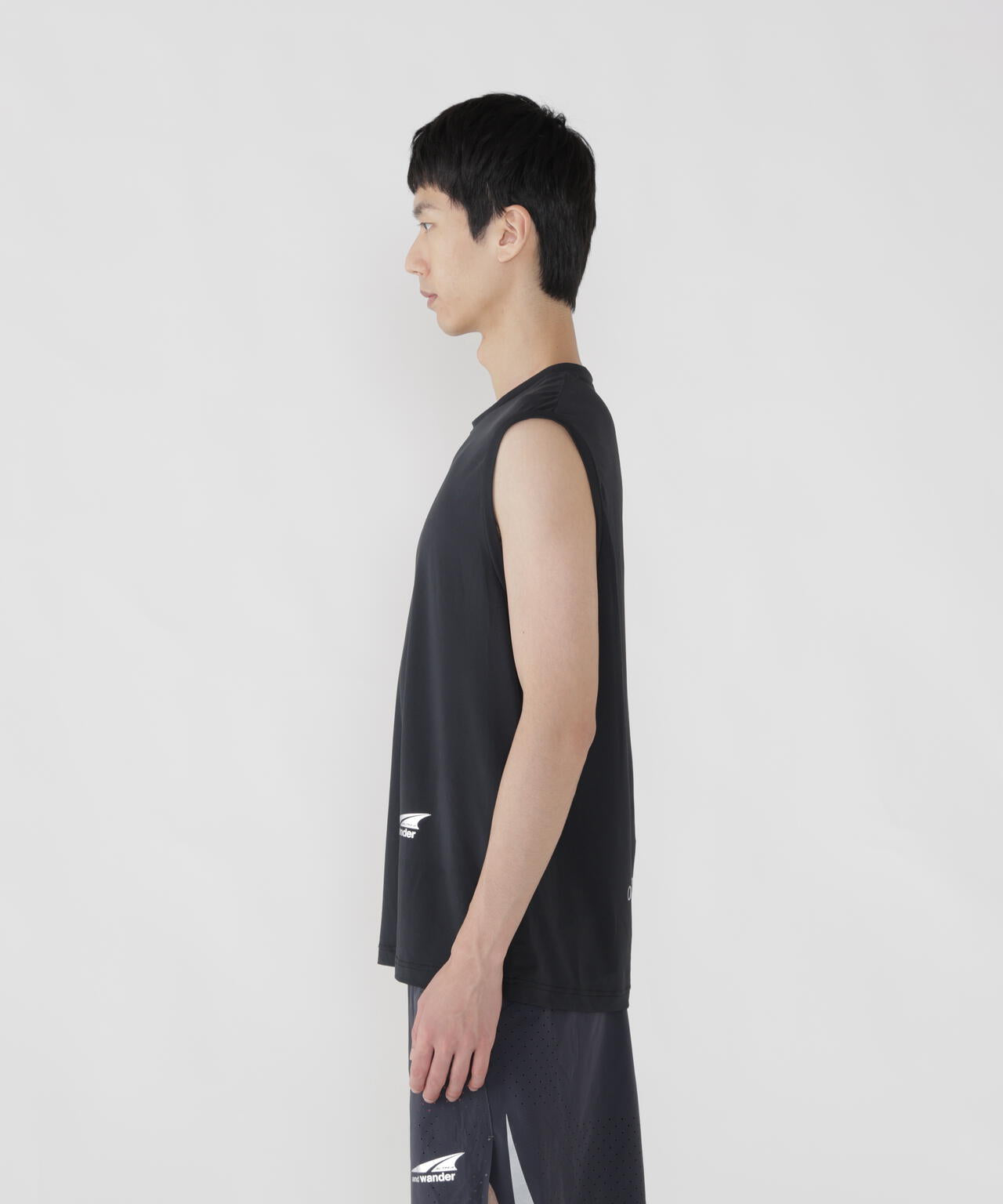 Altra × and wander  tank top