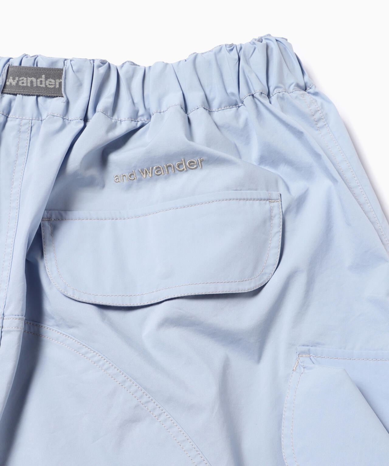 multi pocket short pants (M)