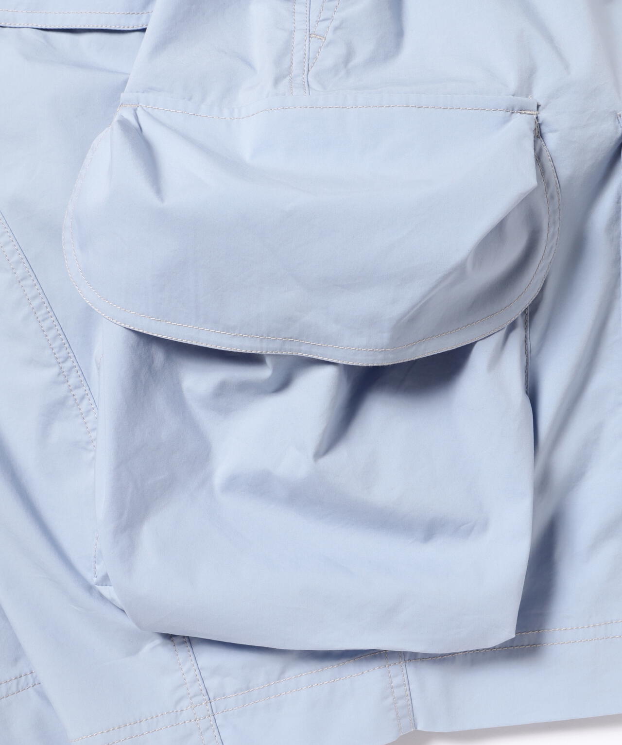 multi pocket short pants (M)