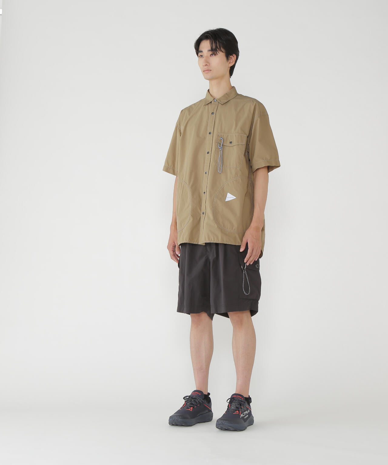 oversized cargo short pants (M)