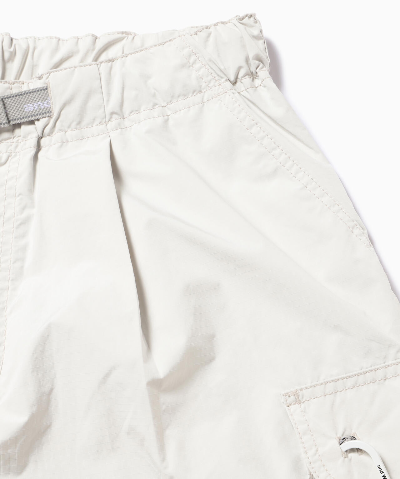 oversized cargo short pants (M)