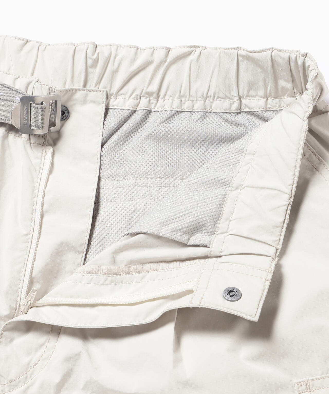 oversized cargo short pants (M)