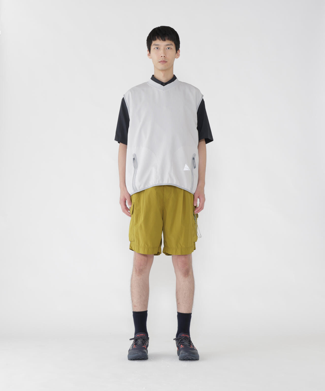 oversized cargo short pants (M)