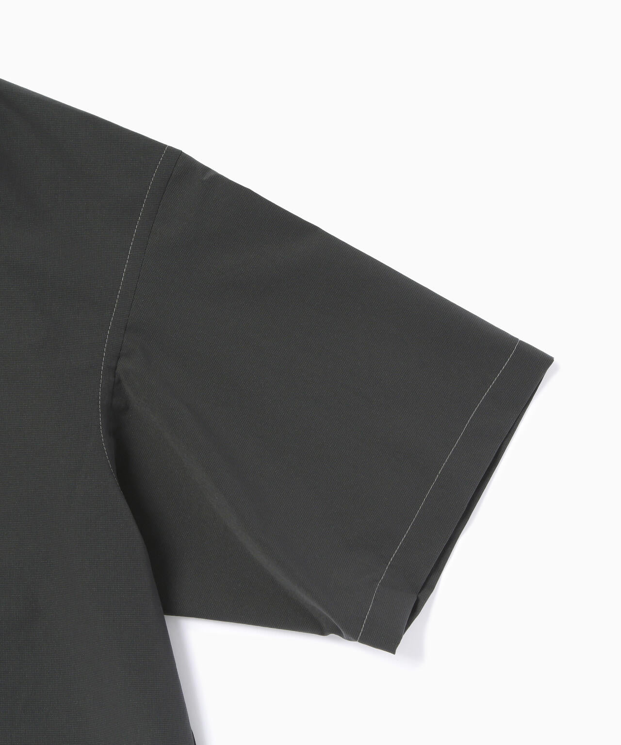 ROA × and wander  breathable shirt