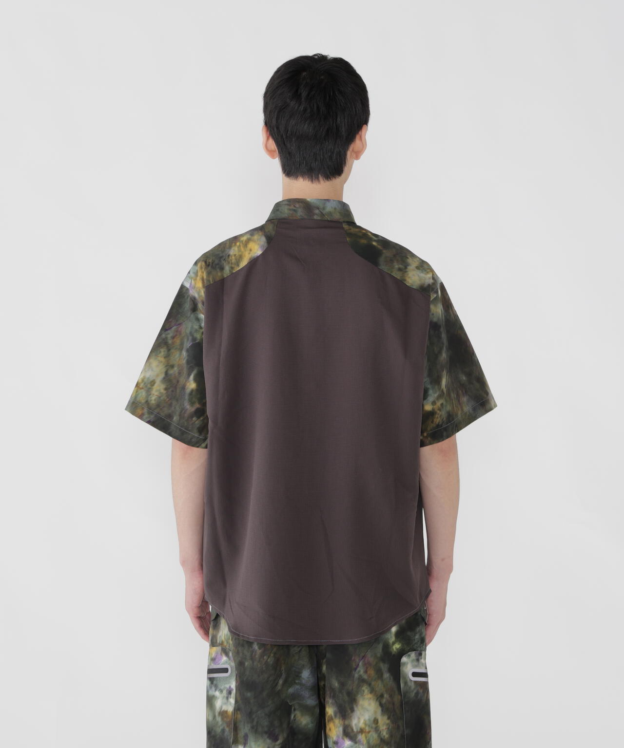 ROA × and wander  printed breathable shirt
