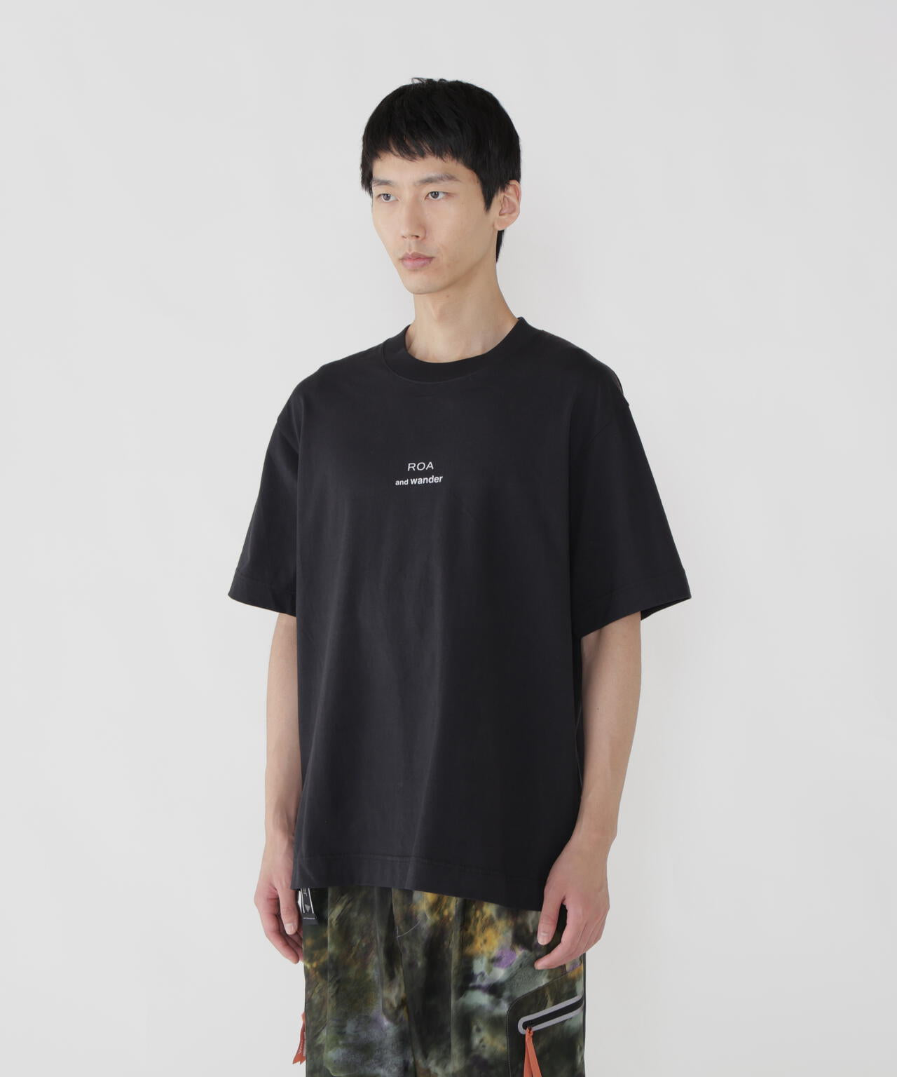 ROA × and wander  LOGO printed T
