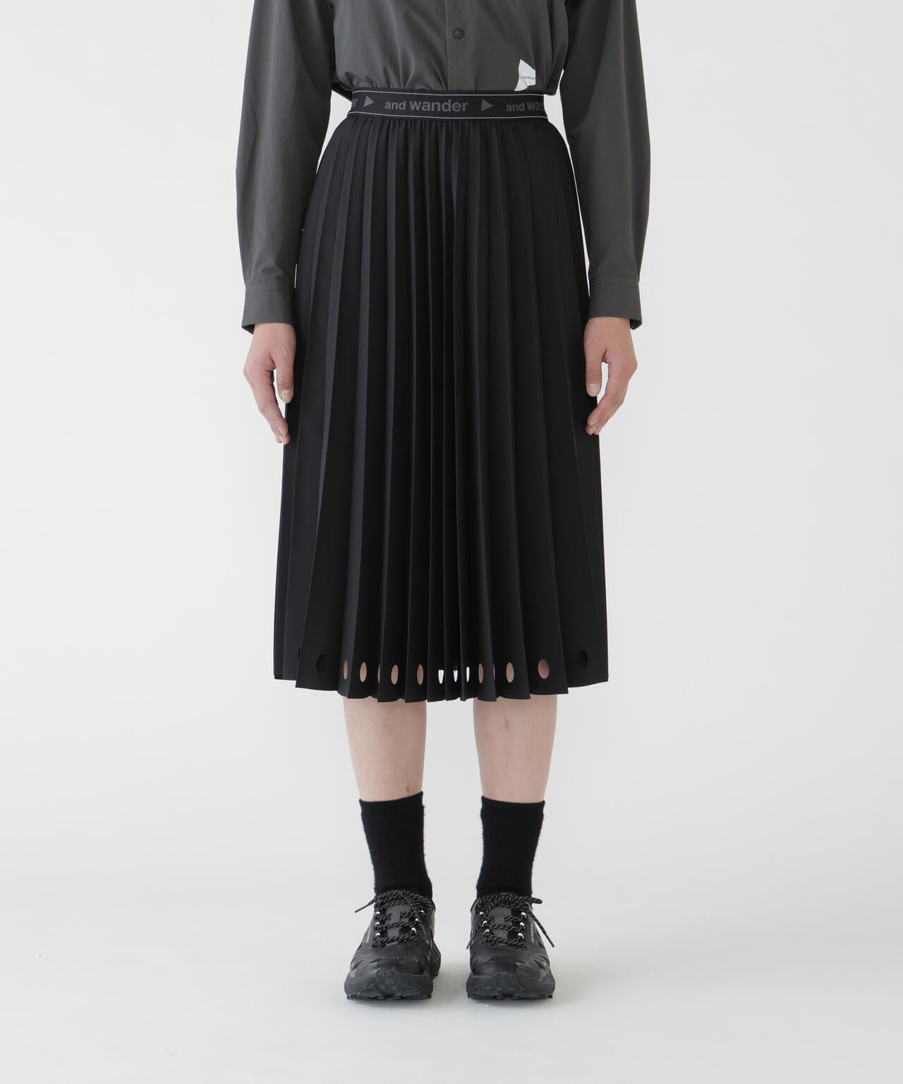 Height:178cm Bust:84cm Waist:60cm Hips:88cm 着用サイズ：WM