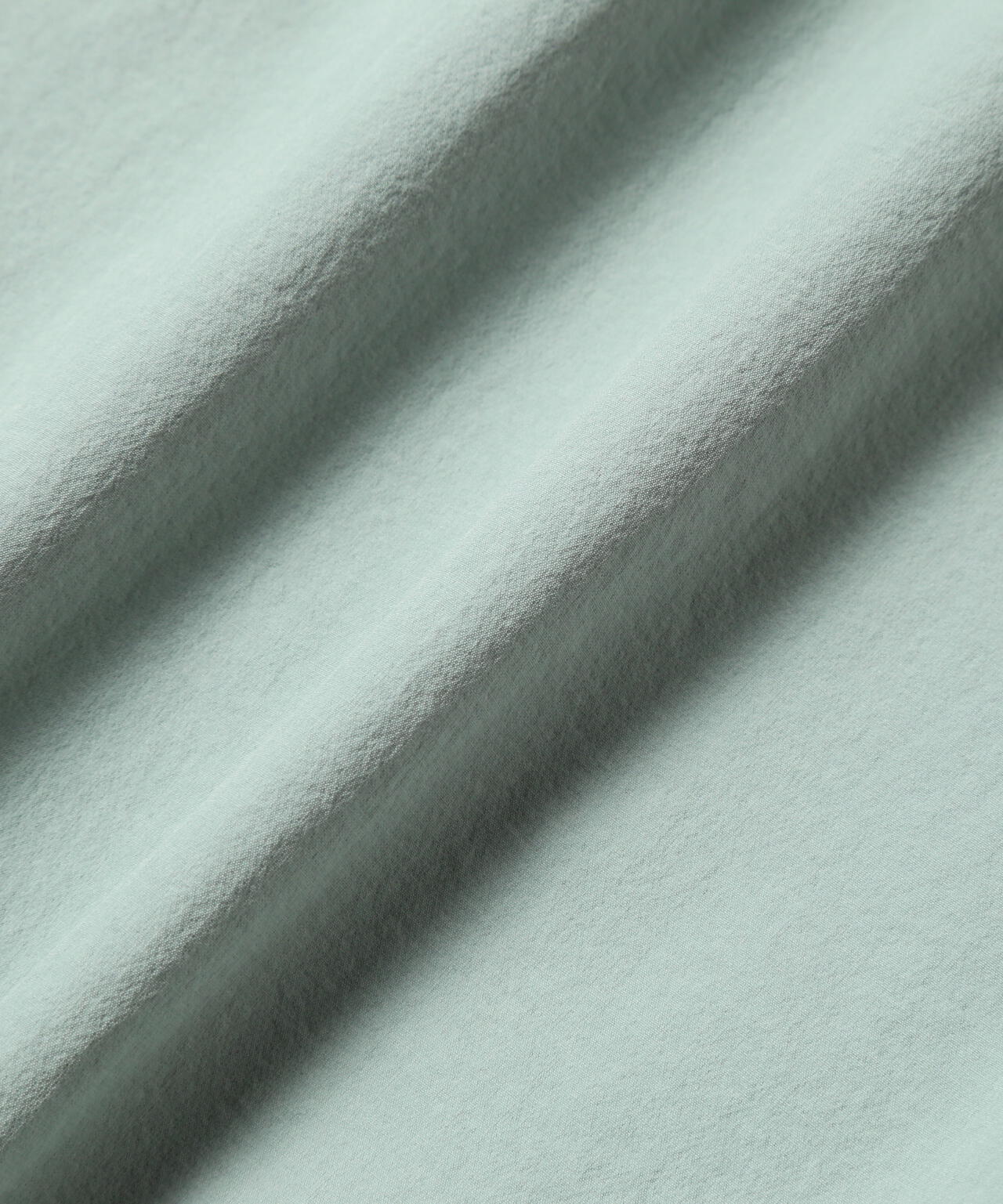 light w cloth shirt
