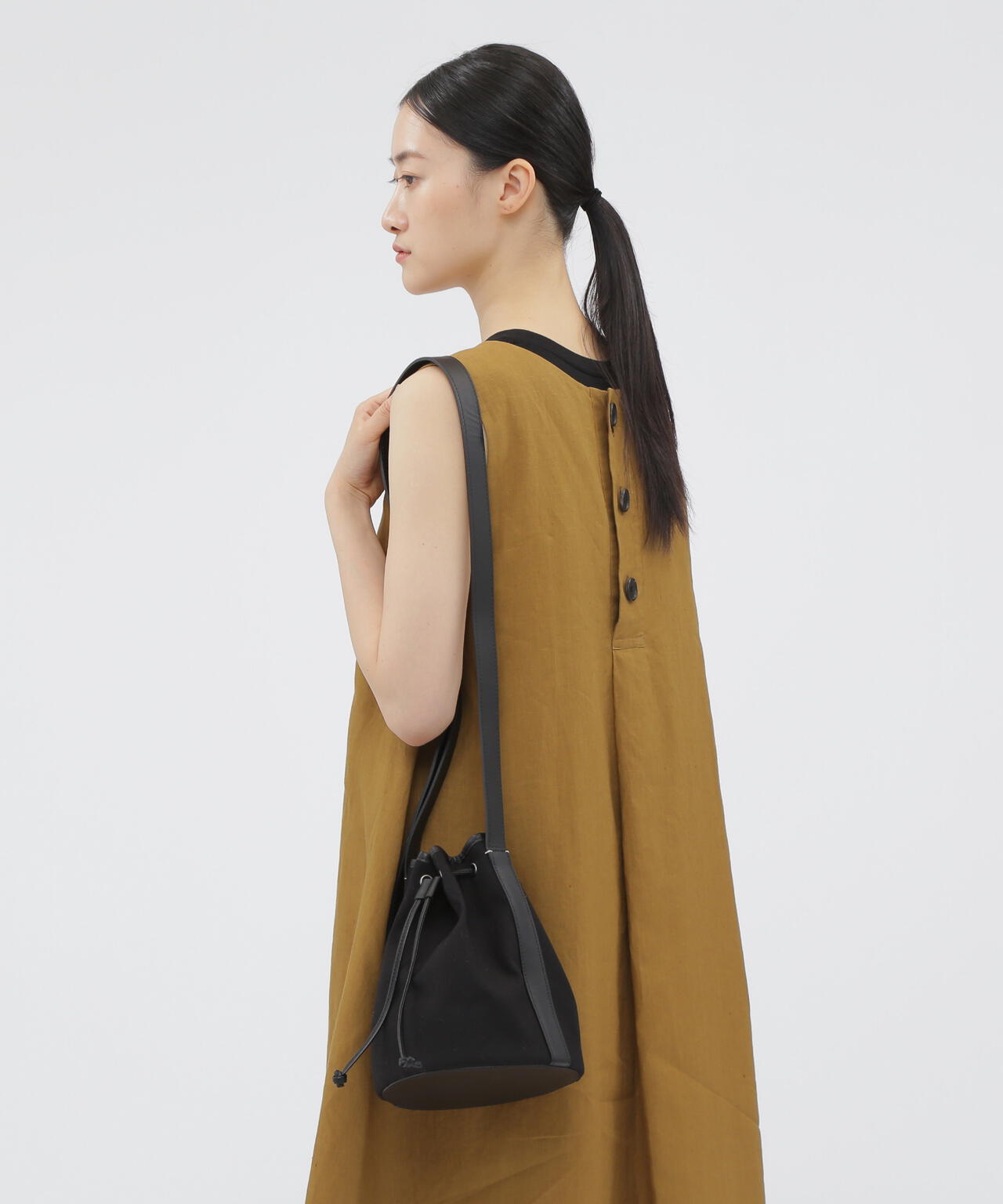 NYLON CANVAS & SMOOTH LEATHER