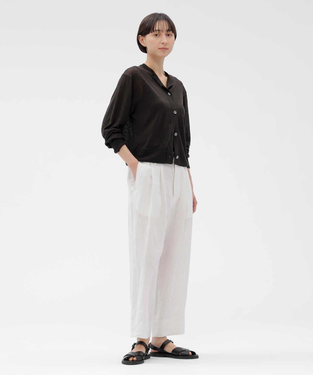 身長167cm　B78 W 56 H86 着用サイズ：II