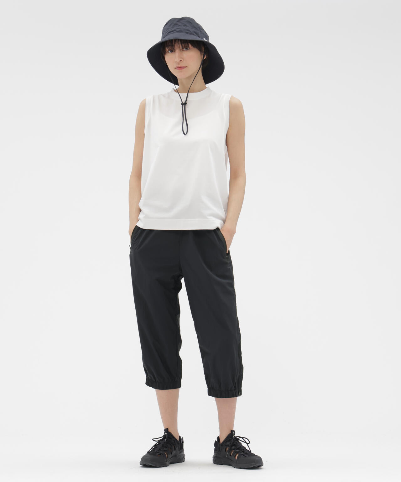 RECYCLED LIGHTWEIGHT NYLON POPLIN TROUSERS
