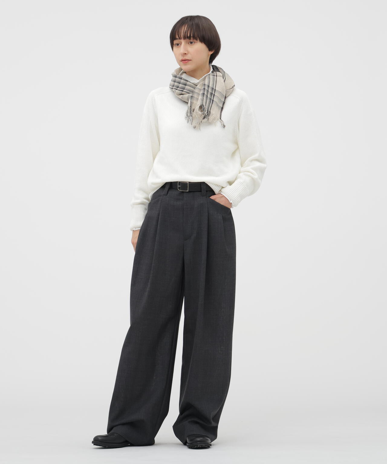 LINEN GRAPHIC CHECK SCARF