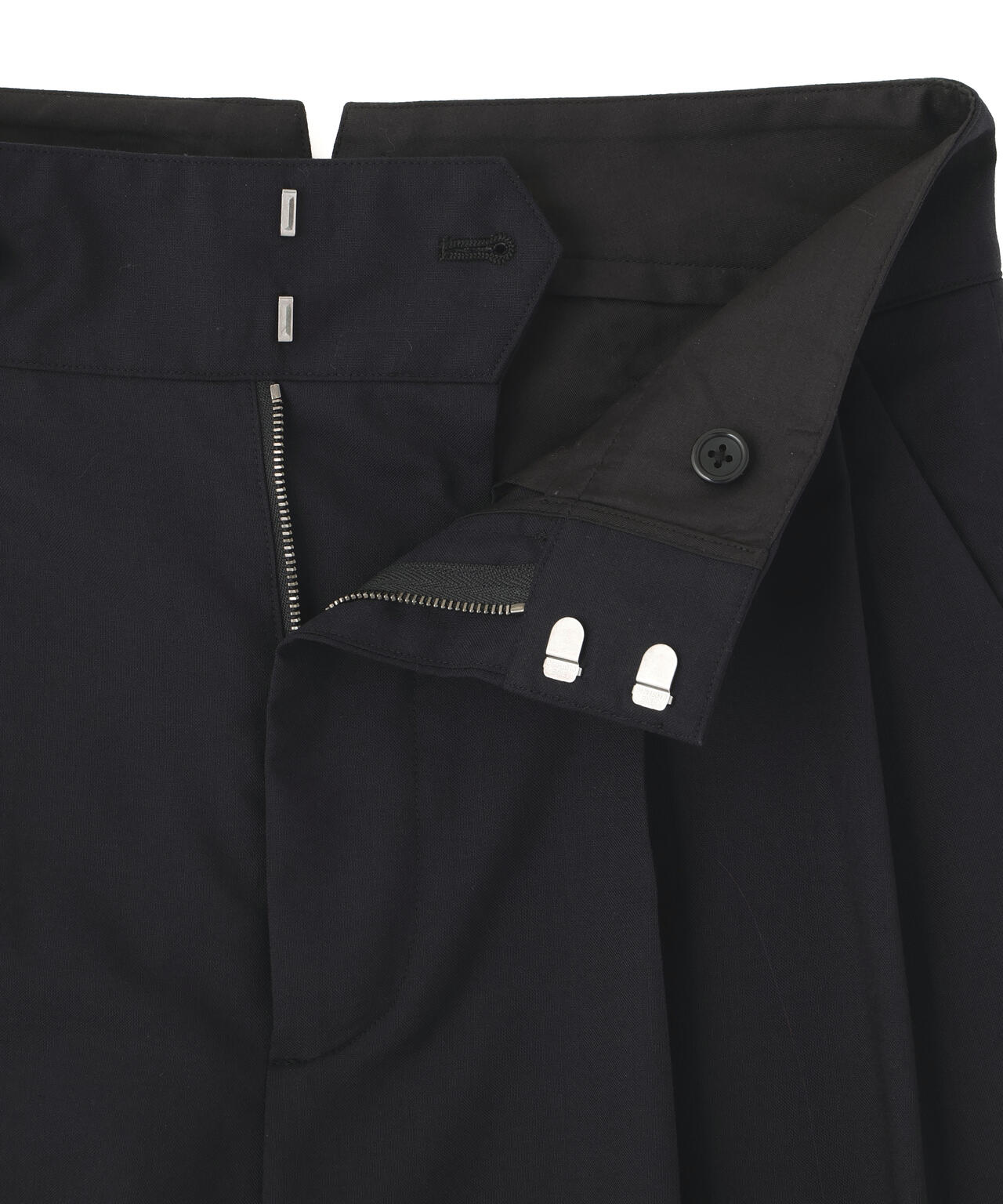 SUMMER WOOL TROUSERS