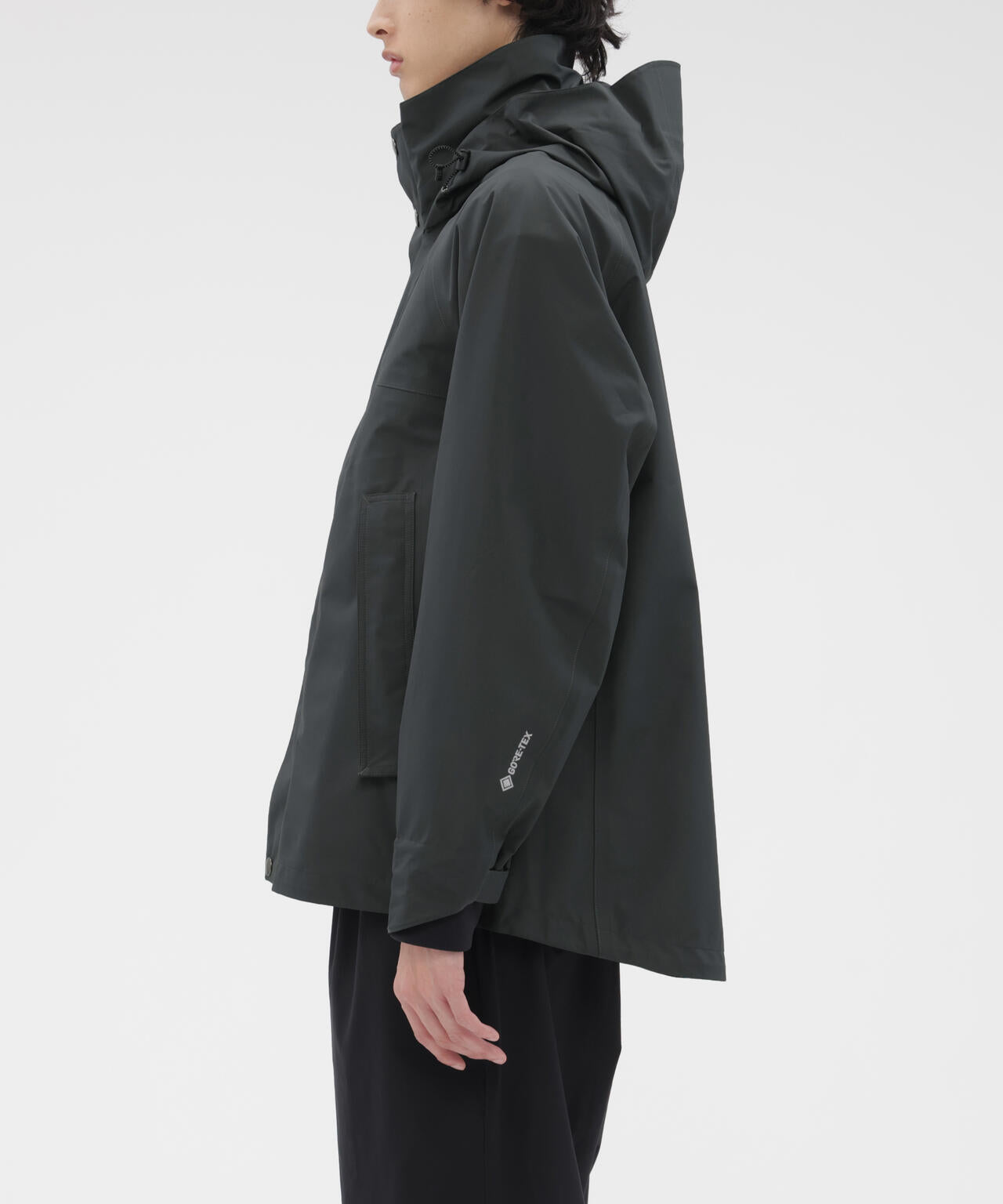 Gore-Tex RECYCLED POLYESTER POPLIN COAT