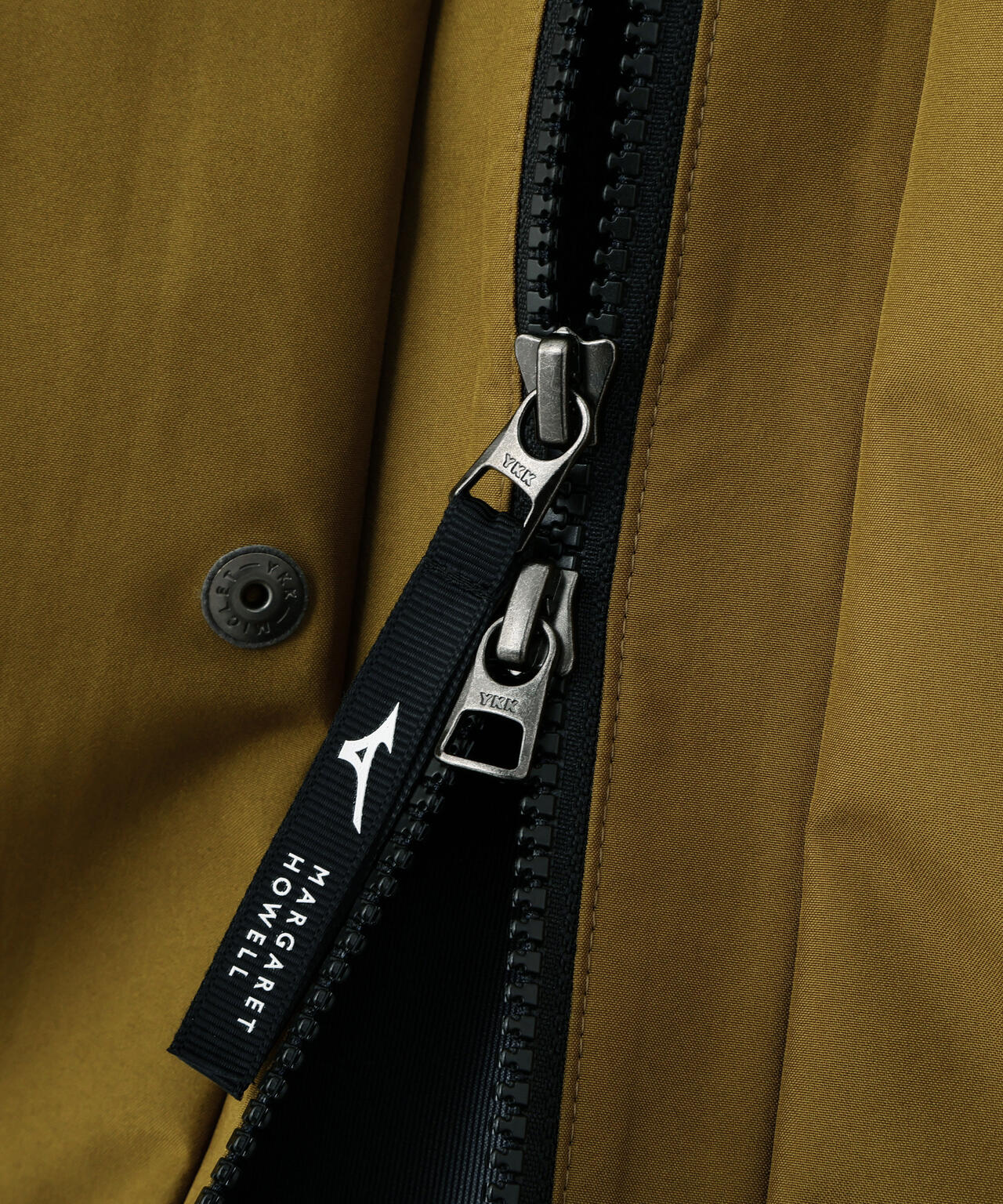Gore-Tex RECYCLED POLYESTER POPLIN COAT
