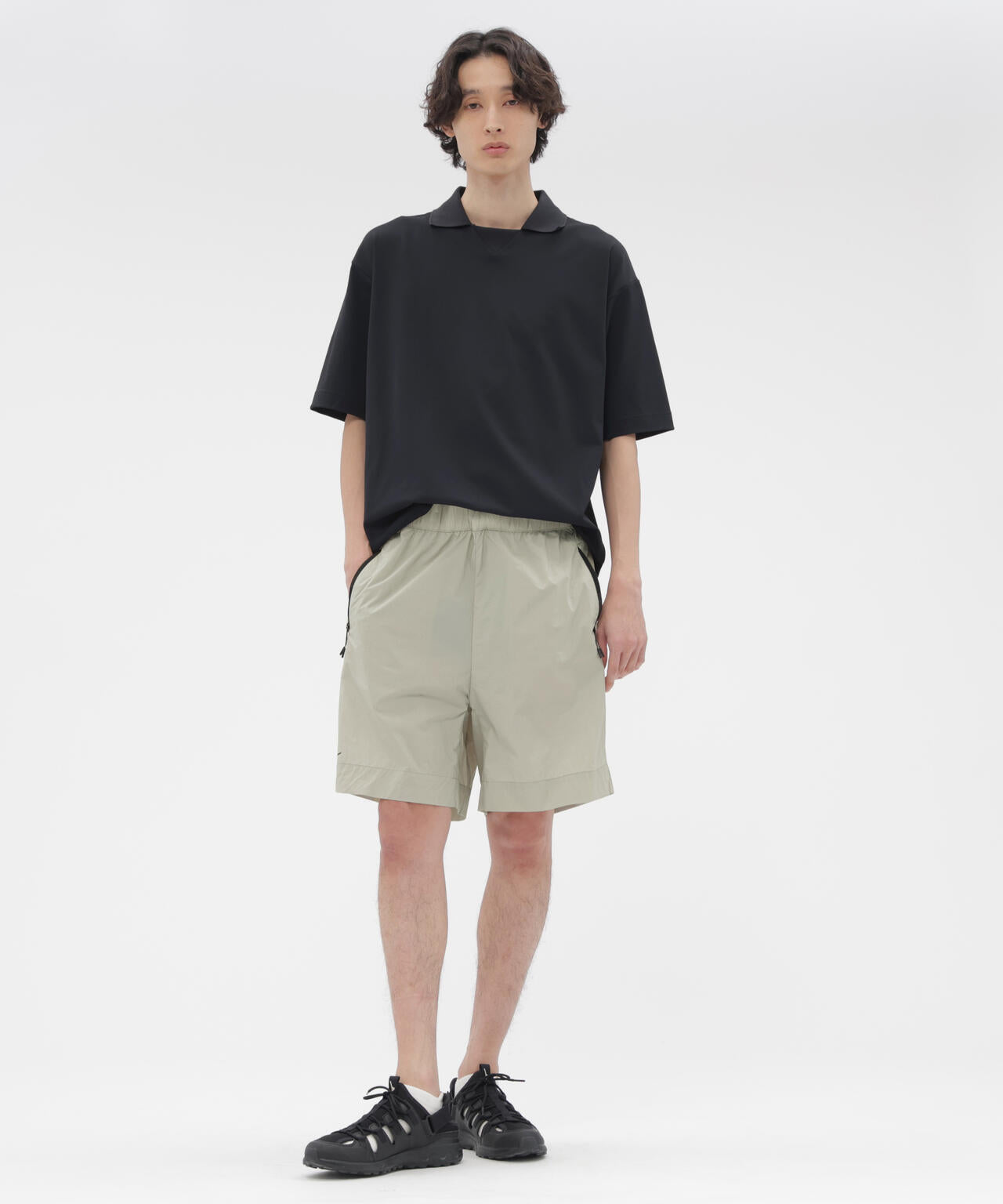 WATER REPELLENT LIGHTWEIGHT NYLON POPLIN TROUSERS