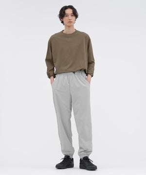 身長185cm 　B84 W66cm H91cm 着用サイズ：L