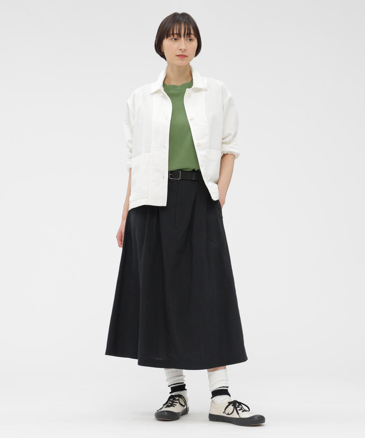 身長168cm　B76 W58 H86 着用サイズ：II
