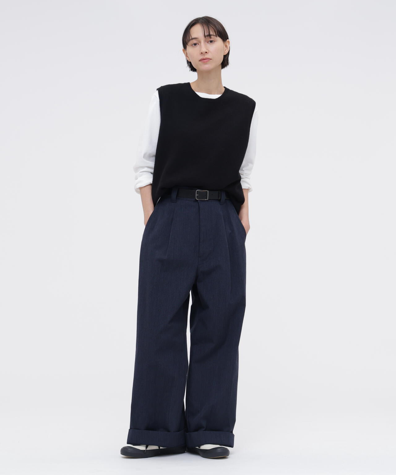 身長168cm　B76 W58 H86 着用サイズ：II