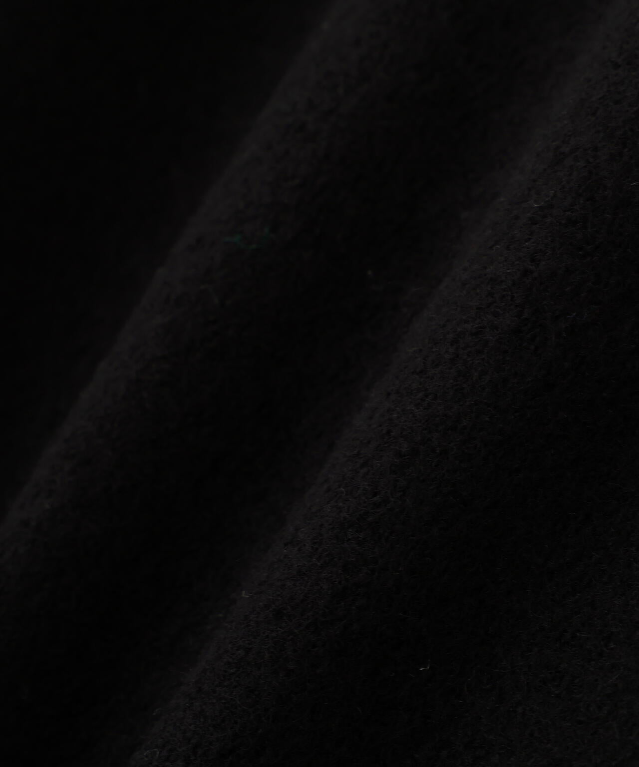 FELTED DRY WOOL KNITWEAR